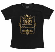  Camiseta 58 Anos Sendo Uma Princesa e Guerreira 