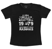 Camiseta A Vida Começa aos Quarenta - Preta