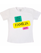 Camiseta Branca Com Estampa Lar É Onde Minha Família Está 