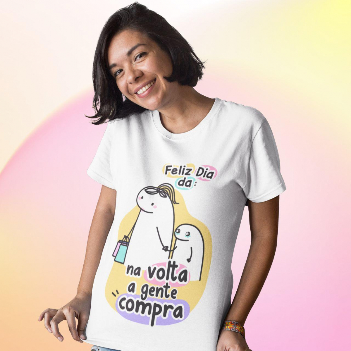Camiseta Dia Das Mães Flork / Na Volta A Gente Compra na