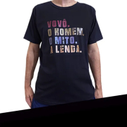 Camiseta Preta O Homem, O Mito a Lenda