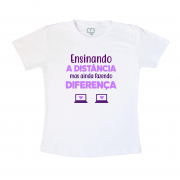 Camiseta Professor Ensinando A Distância Mas Ainda Fazendo Diferença