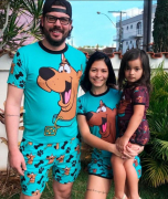Kit Pijamas Família Scooby Doo 