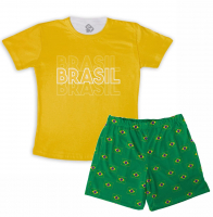 Pijama Infantil Masculino Amarelo Com A Bandeira Espalhada Pelo Short Para A Copa